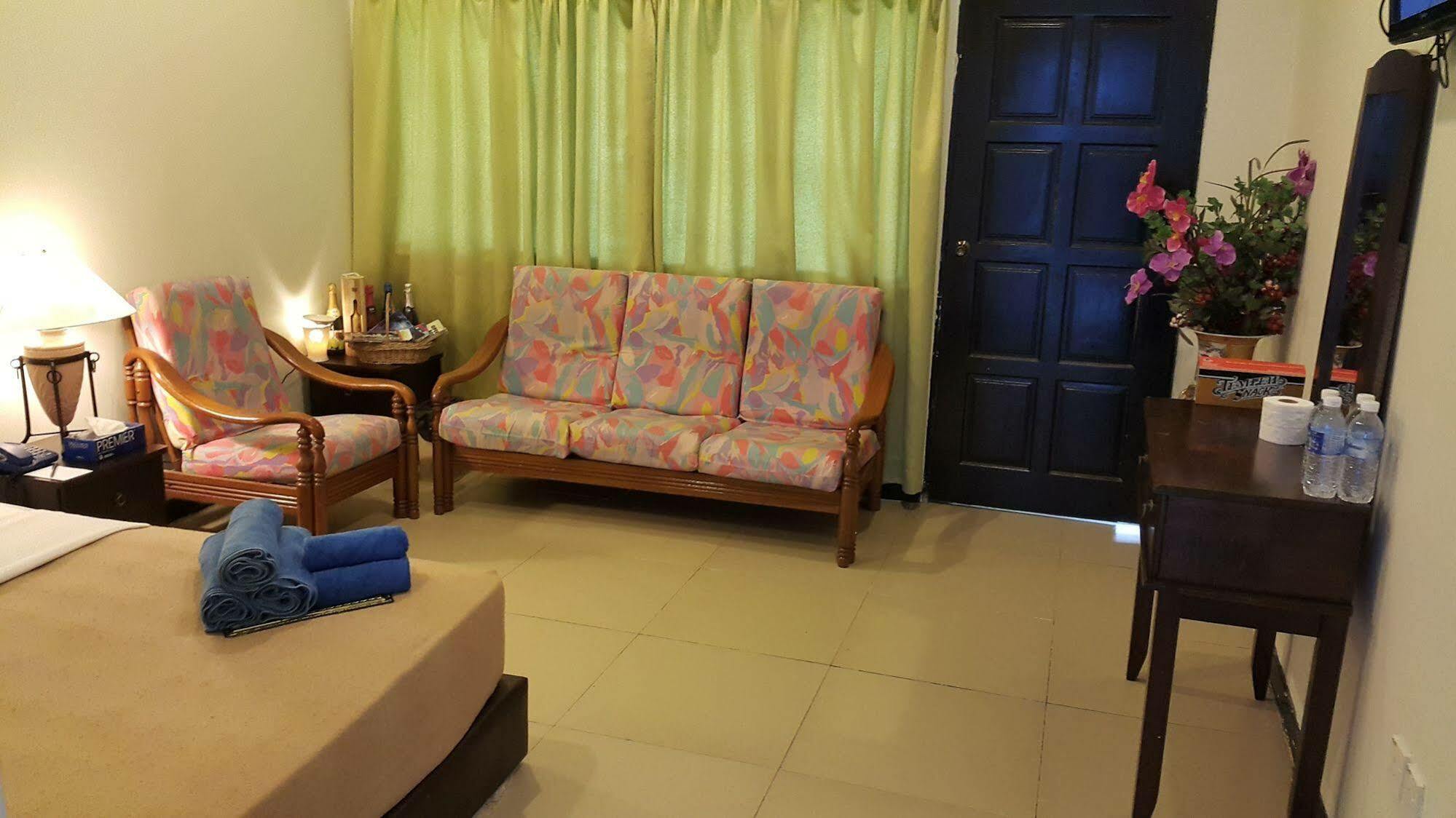 Crystal Hill R Hotel Kundasang Bagian luar foto