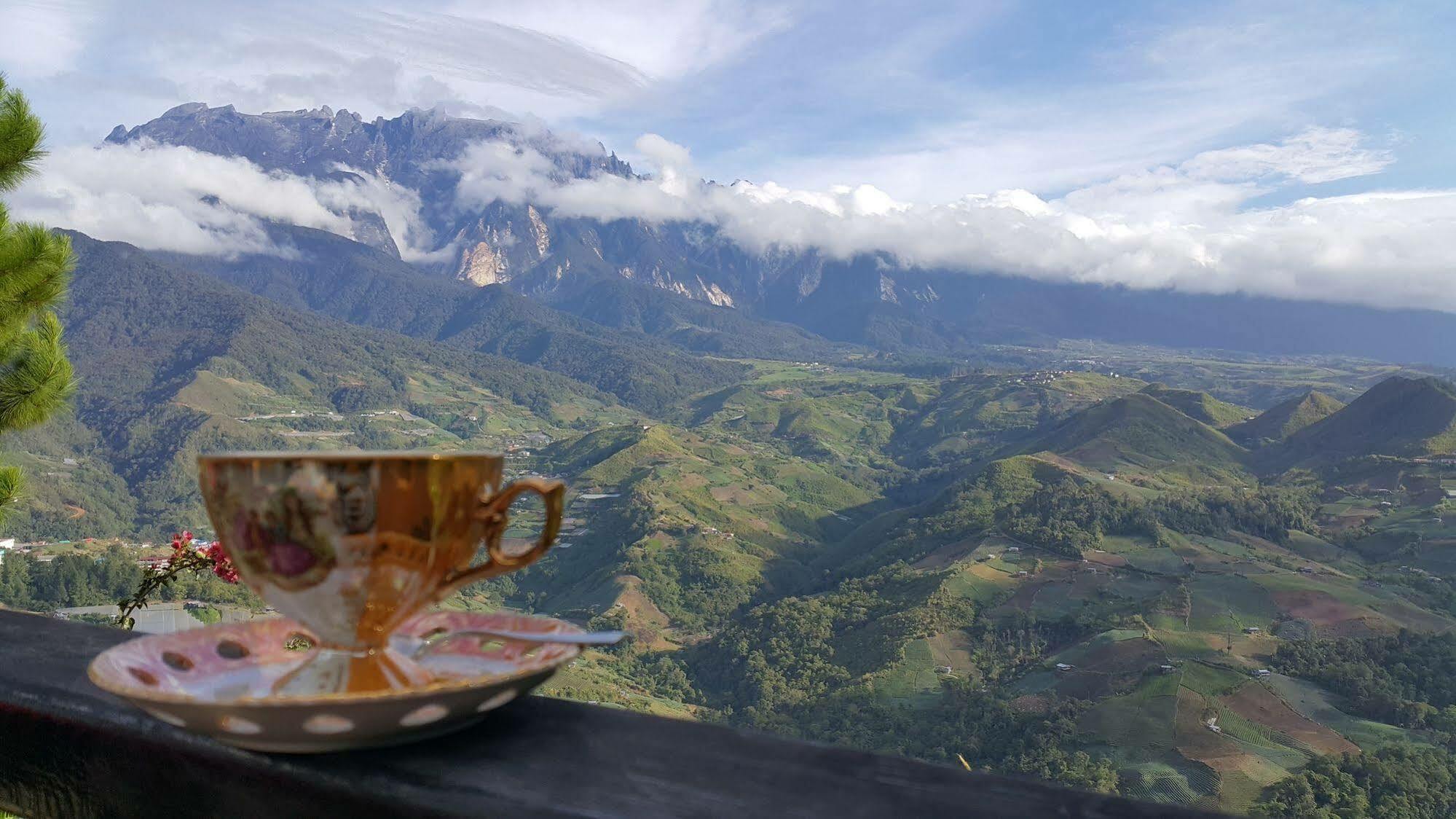 Crystal Hill R Hotel Kundasang Bagian luar foto