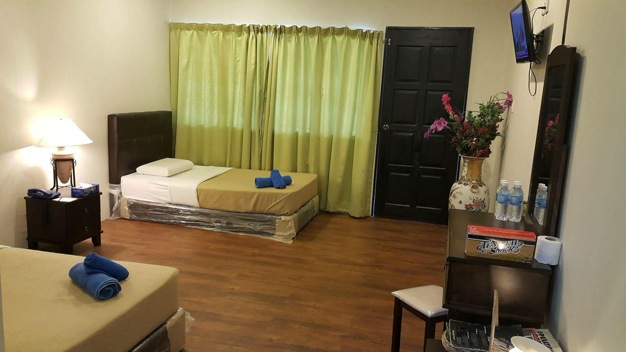Crystal Hill R Hotel Kundasang Bagian luar foto